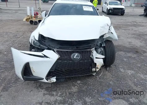 2020 Lexus Is из США, поврежденный, VIN JTHGA1D27L5107422